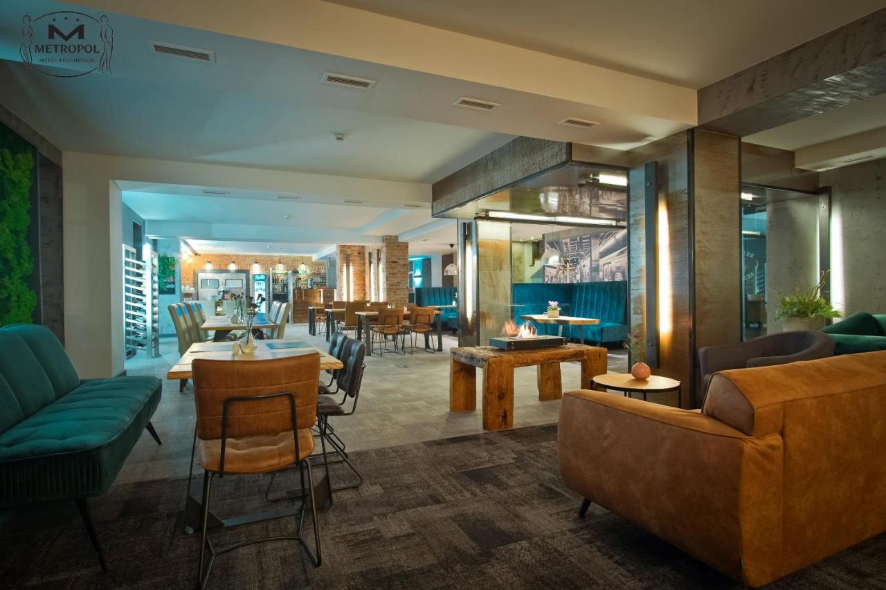 Metropol Hotel Srem Luaran gambar